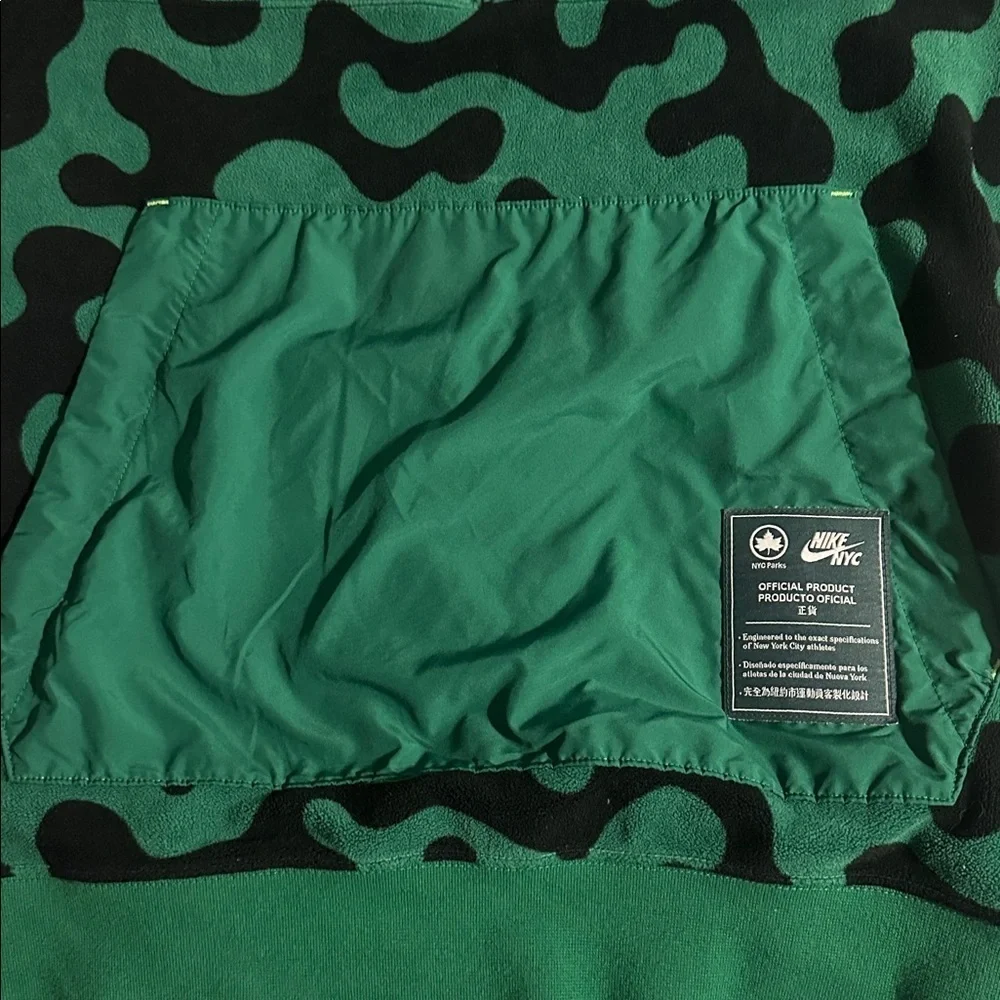 Men’s NYC Parks Nike Green and Black quarter zip